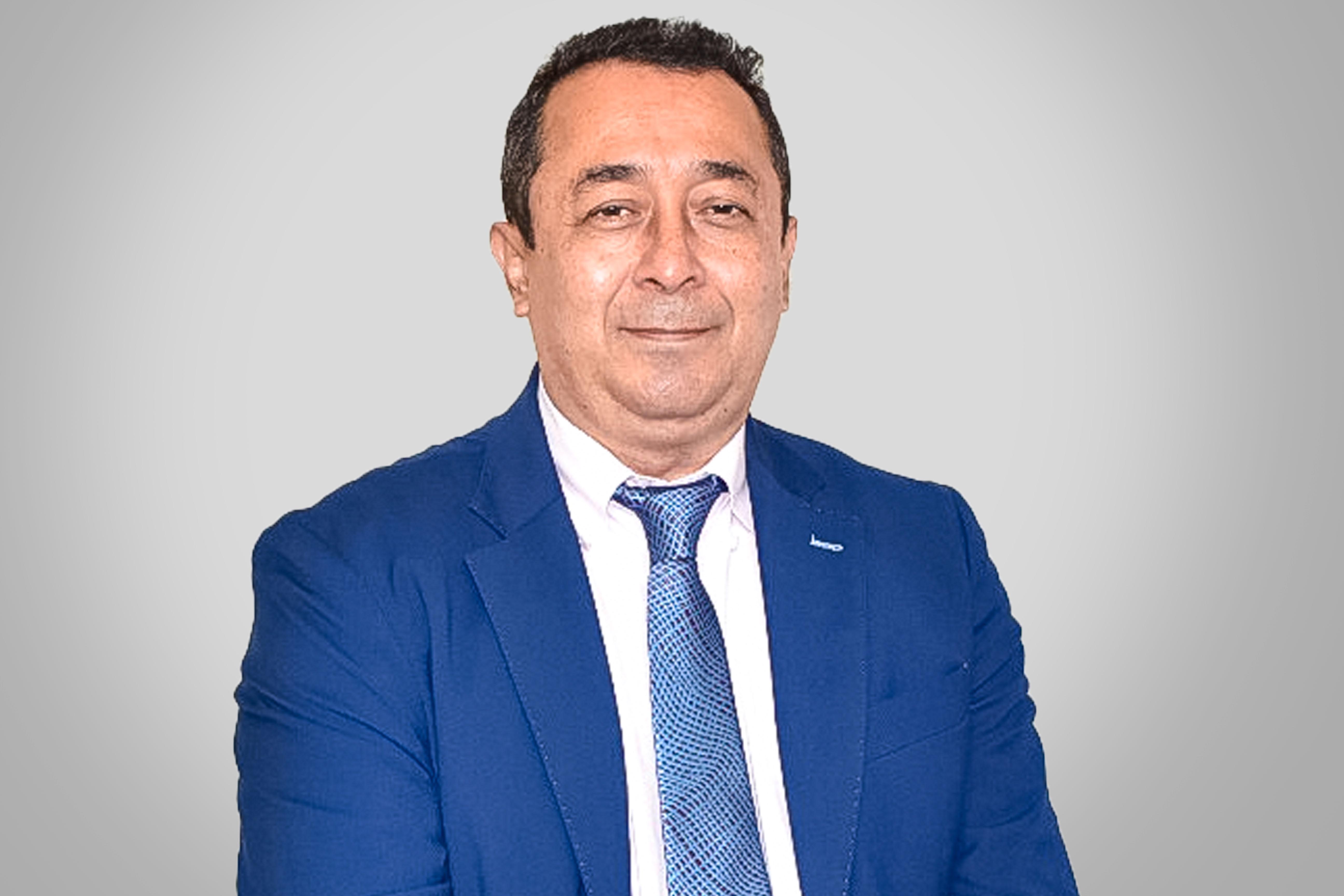 Foto Econ. Nivaldo Vera Valdiviezo, PhD.